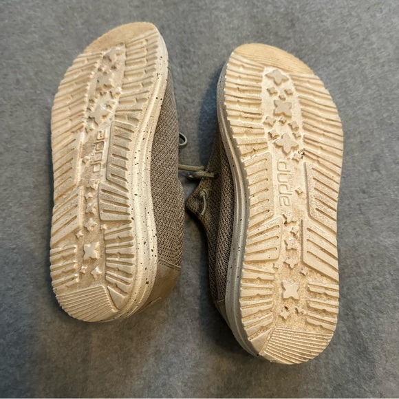 Hey Dude Kids Wally Youth Sox Sahara size Y5-L6 - Picture 3 of 5